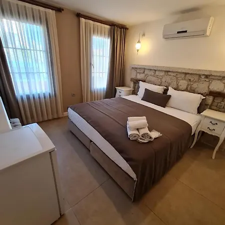 Dem Butik Alacati Alloggio in famiglia *
